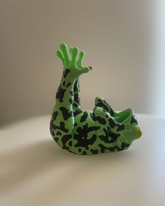 Frog Wine Holder 1 400x300