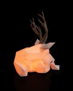 Low Poly Reindeer Table Lamp5 400x300