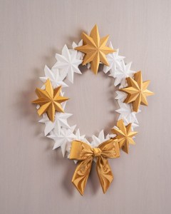 Twinkle Entry Wreath3 400x300